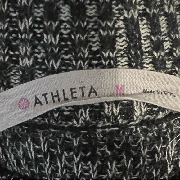 Athleta - EUC - Pinewood 100% Merino Wool Sweater Dress - Size: Medium - Picture 6 of 8